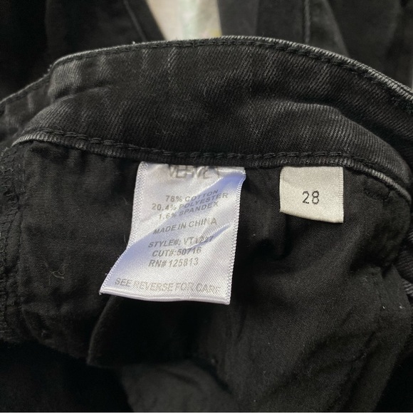 Vervet Los Angeles Black Distressed Raw Hem Skinny Jeans - Picture 16 of 17